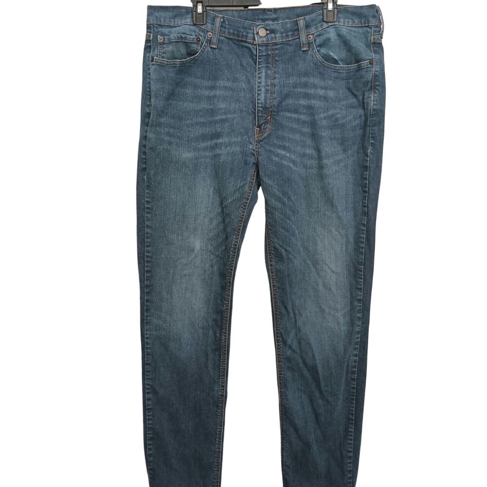 Levi's 541's straight leg dark wash fade size 38W 36 L red tab.